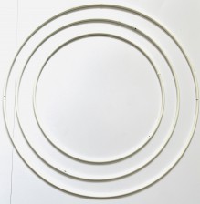 Kovový dekorační kruh bílý 25cm