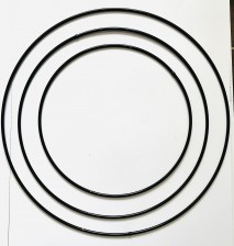 Kovový dekorační kruh černý 25cm